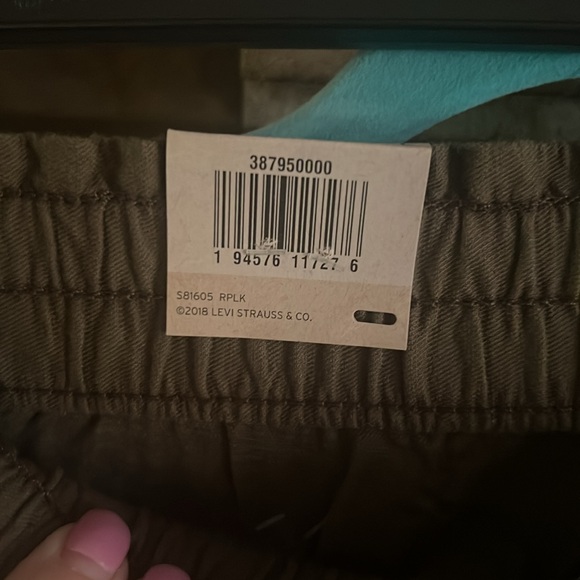 Levi’s Jet Set Taper Paperbag pants army green large - Picture 3 of 9
